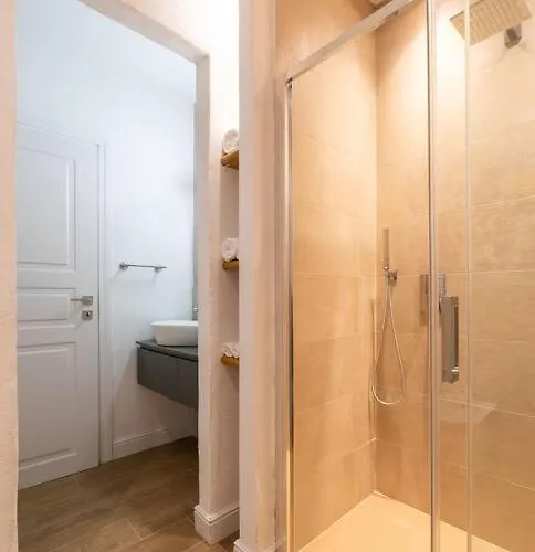 Bertola Center Porta Susa *