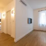 Apartamento Bertola Center Porta Susa Turim