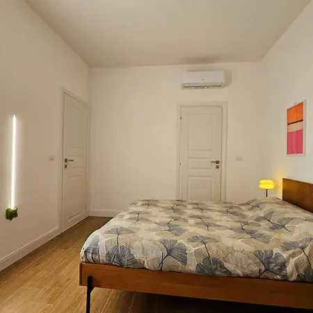 Bertola Center Porta Susa Διαμέρισμα *